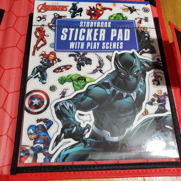 Coloring/activity book - Picture 6 of 7